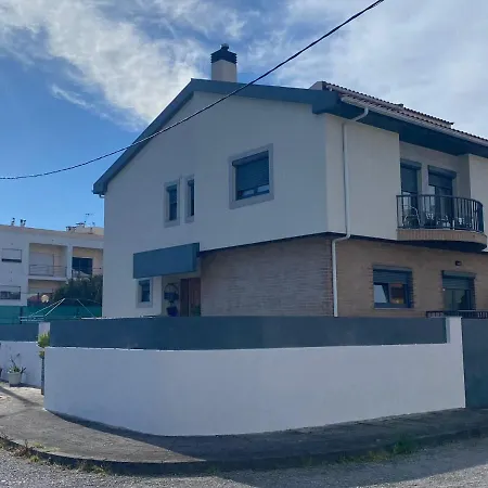 Barrosa House * 빌라프라이라데안코라